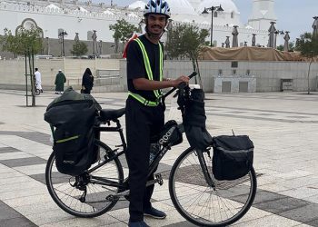 Cyclist completes 2,750km ride from Saudi to Oman
