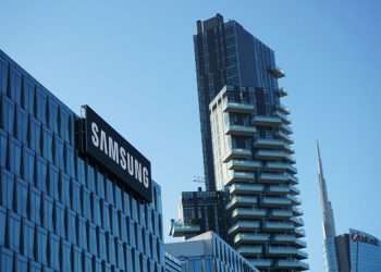 Samsung ranks 5th in global brand value, Apple retained No. 1 spot, followed by Microsoft, Amazon, and Google