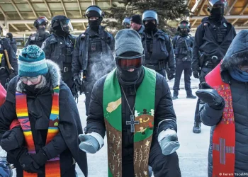 Minnesota: Police arrest clergy members amid ICE protests | Muscat Daily| Oman News |Business