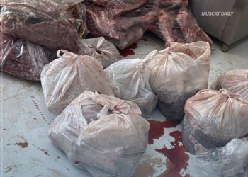 N Batinah municipality seizes 285kg of unfit meat in Saham