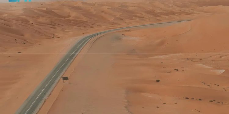 Saudi Arabia-Oman ties with $533m Empty Quarter road