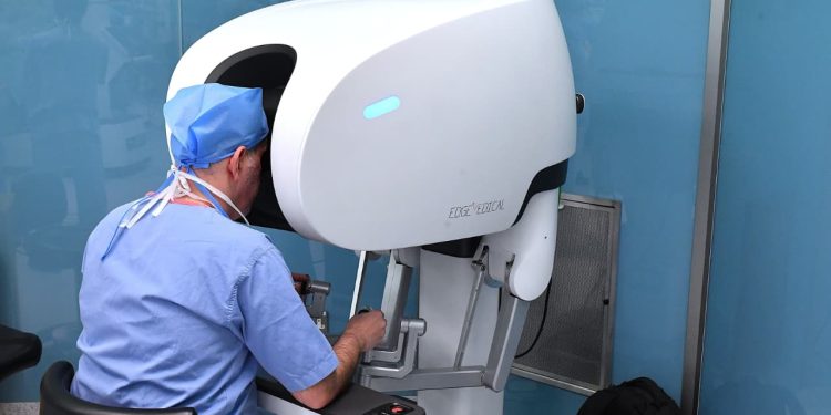 Royal Hospital marks milestone with Oman’s first robotic surgery