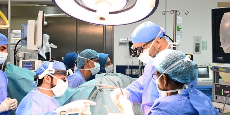 Medical team performs Oman’s first artificial heart transplant at Royal Hospital
