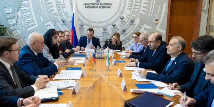 Russia, Iran set to sign several economic cooperation agreements in Tehran