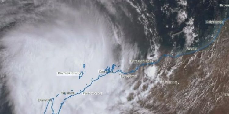 Cyclone Mitchell lashes Australian coast with 195 km/h wind gusts