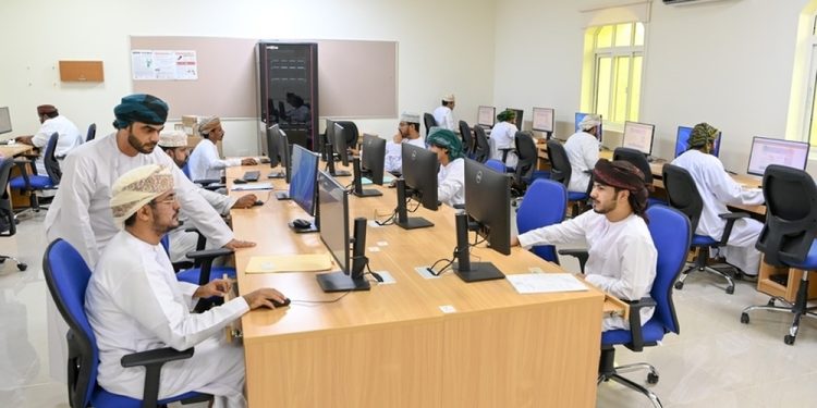Oman announces 1,681 government vacancies – The Arabian Stories News