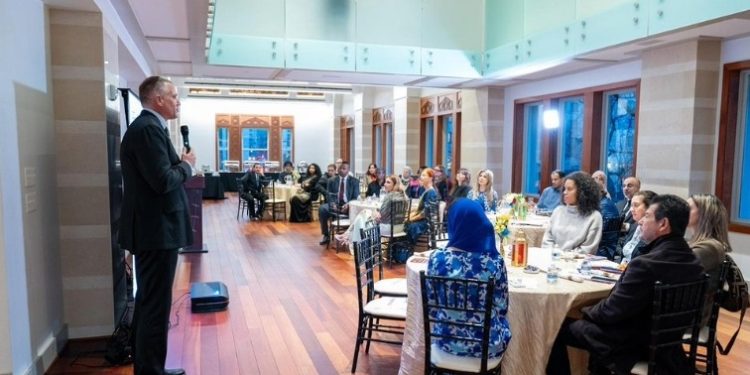 SQCC hosts dialogue to deepen Oman–US intercultural relations – The Arabian Stories News