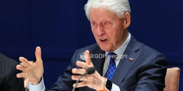 Bill Clinton denies any knowledge of Epstein’s sex crimes | Muscat Daily| Oman News |Business