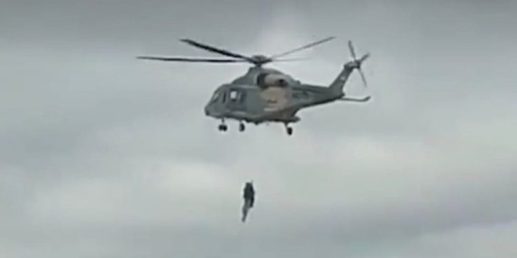 Expat driver saved from flooded wadi; Oman police warn risk-takers – The Arabian Stories News