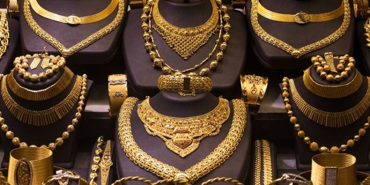 Gold prices surge past RO 67 per gram in Oman