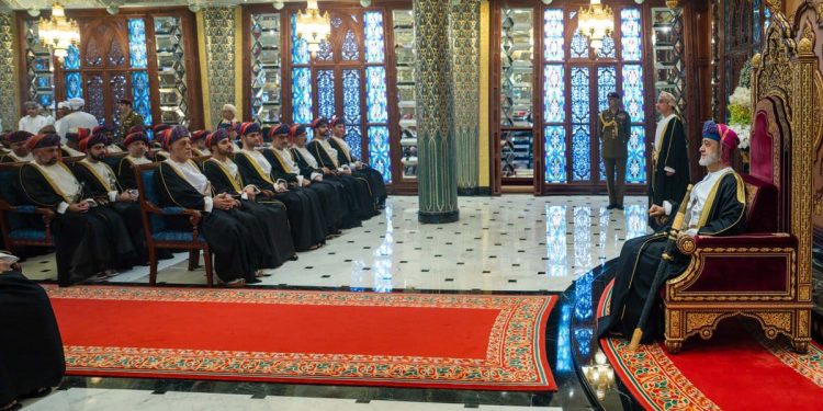 His Majesty receives well-wishers on Eid Al Fitr – The Arabian Stories News