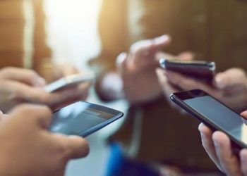 Oman advises mobile users to enable automatic network selection amid outage risks – The Arabian Stories News