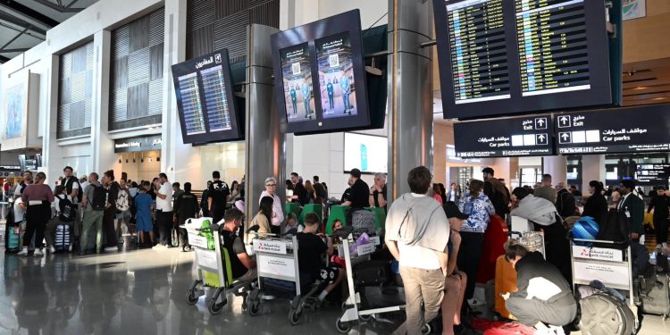 Omani citizens arrive home safely after evacuation from Iran, ministry says – The Arabian Stories News