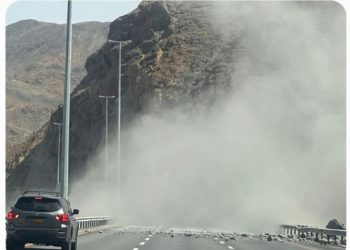 Rockfall disrupts traffic on Wadi Adai–Amerat road in Oman – The Arabian Stories News